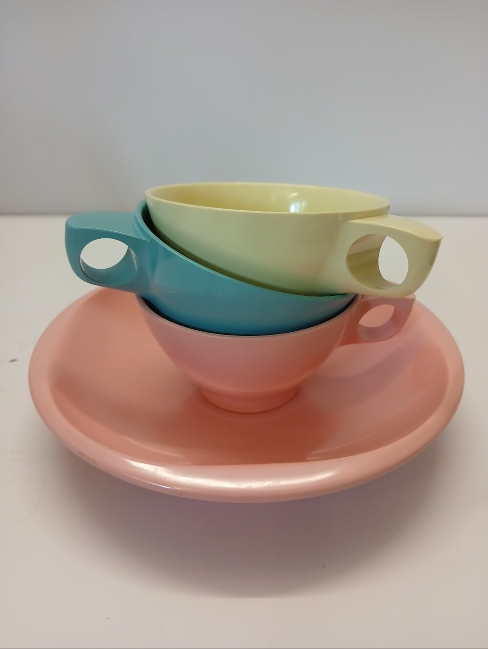 Vintage Boontonware Melamine Plastic MCM Cups & Plate